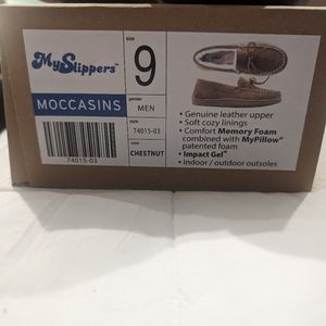 Men's moccasins